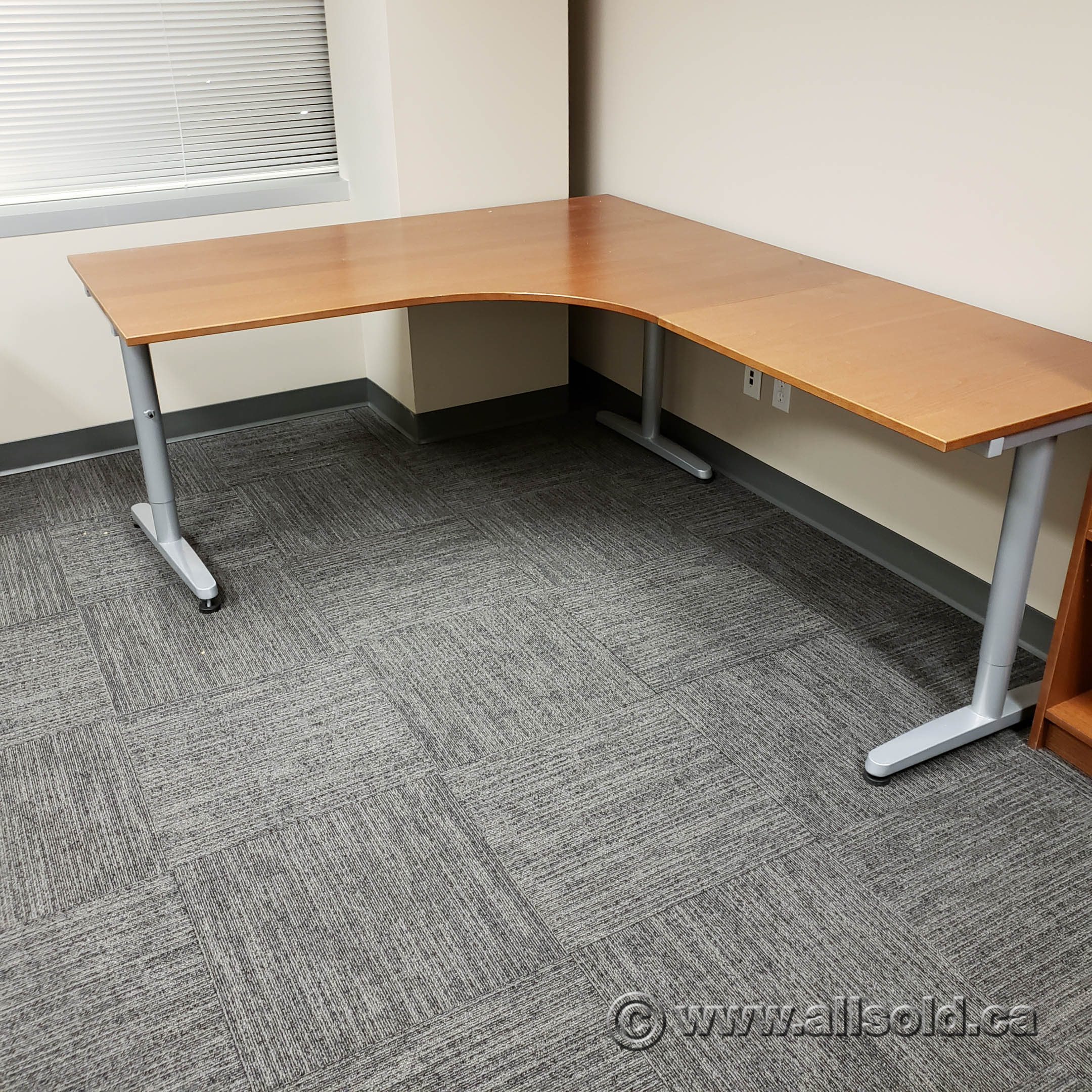 Ikea store desk modular